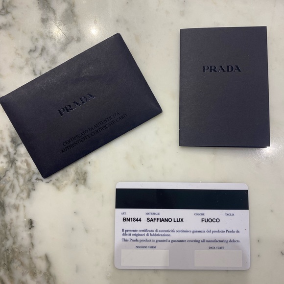 Prada top handle bag - Picture 4 of 12